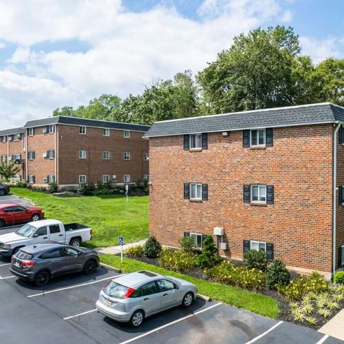 Highland Manor Apartments Highland Manor Apartments